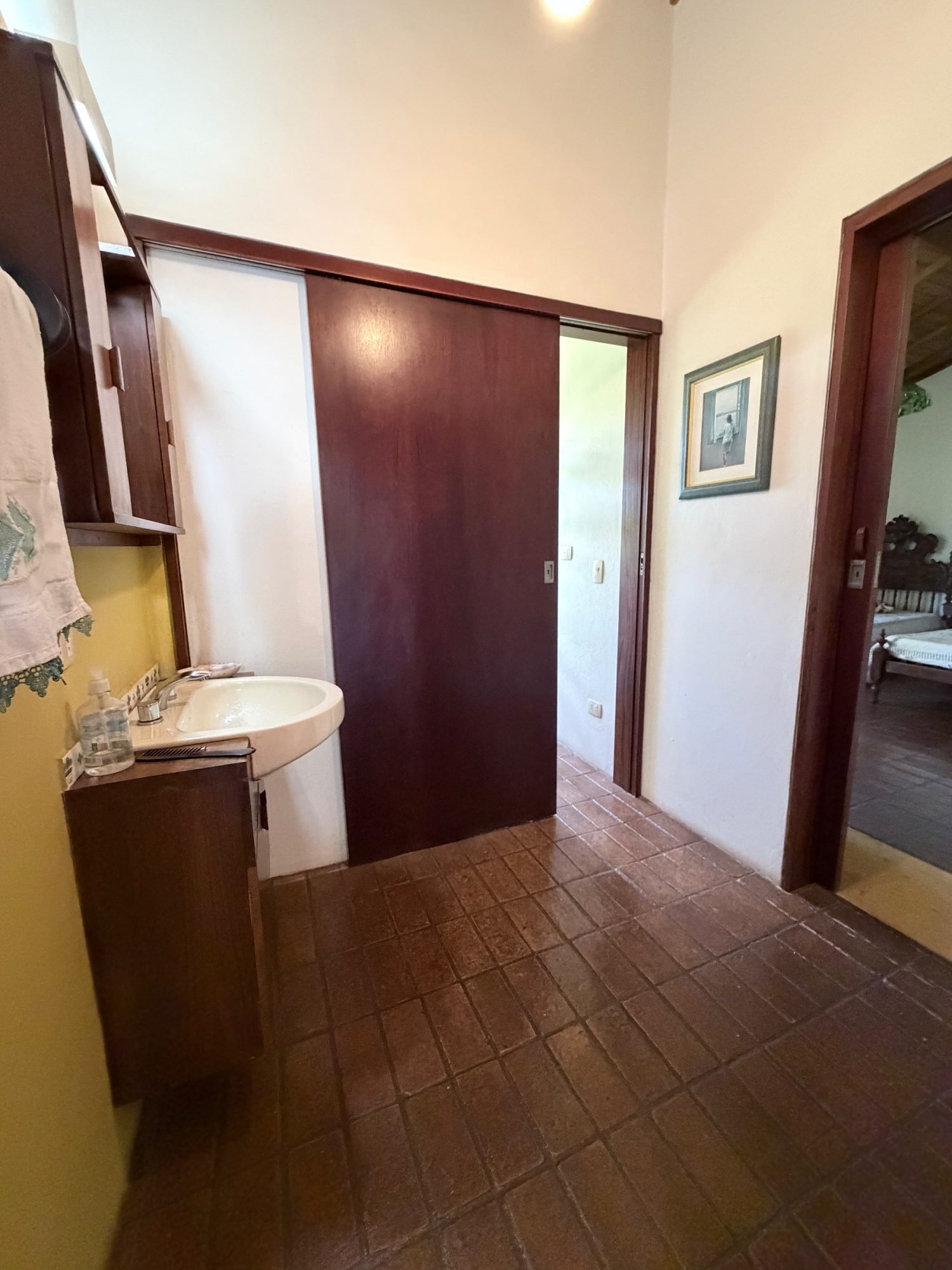 Sítio de 34.600 m² com casa de 2 suítes, chalés e ribeirão — Gonçalves — foto 11