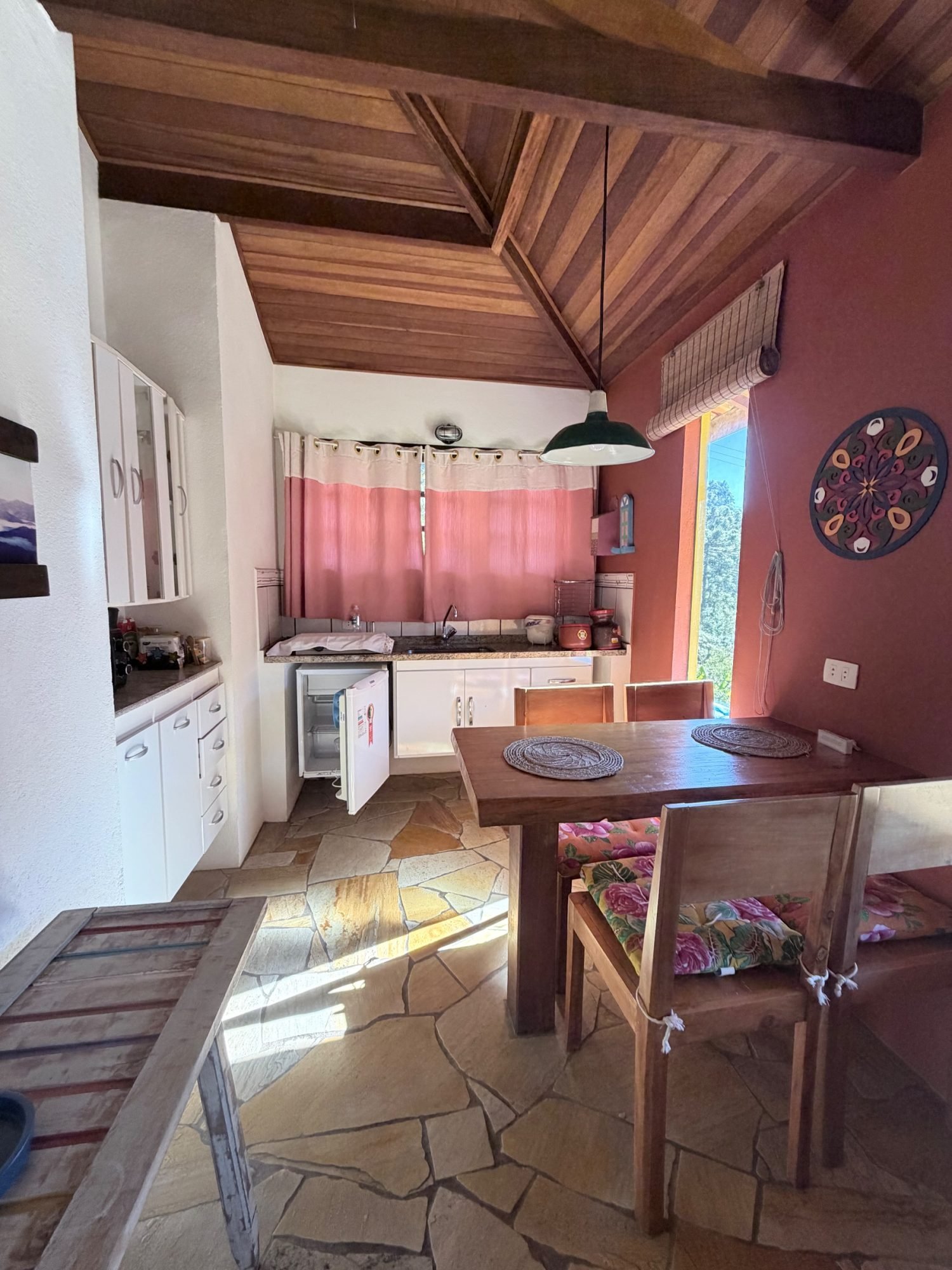 Sítio de 34.600 m² com casa de 2 suítes, chalés e ribeirão — Gonçalves — foto 16
